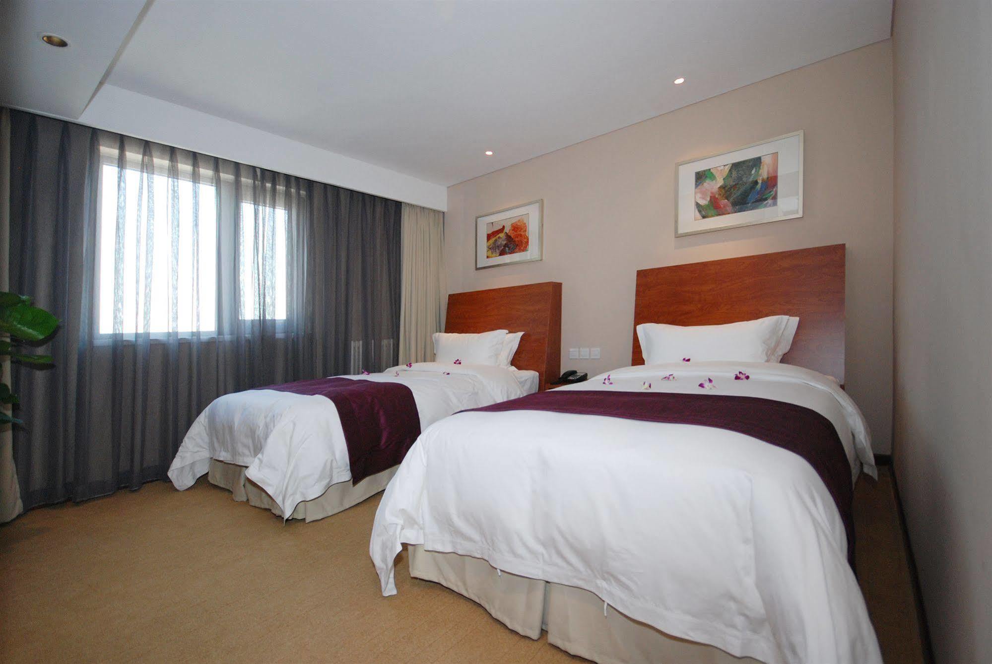 Comfort Suite Beijing Bagian luar foto